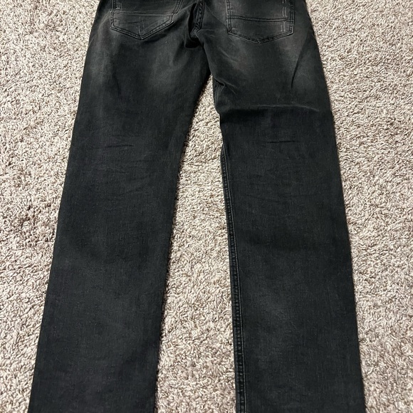 LIKE NEW Jeans Slim Fit Stretchy 34x32 - Picture 4 of 6